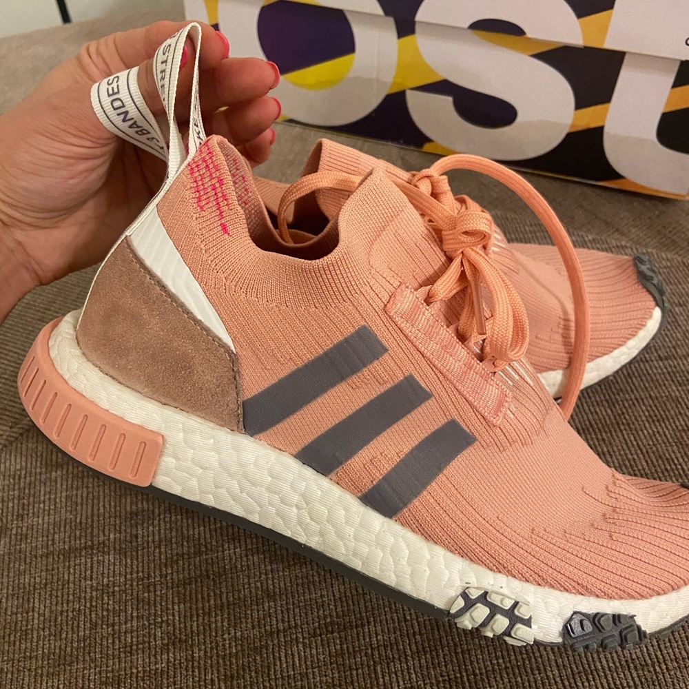 EUC Authentic Adidas 7